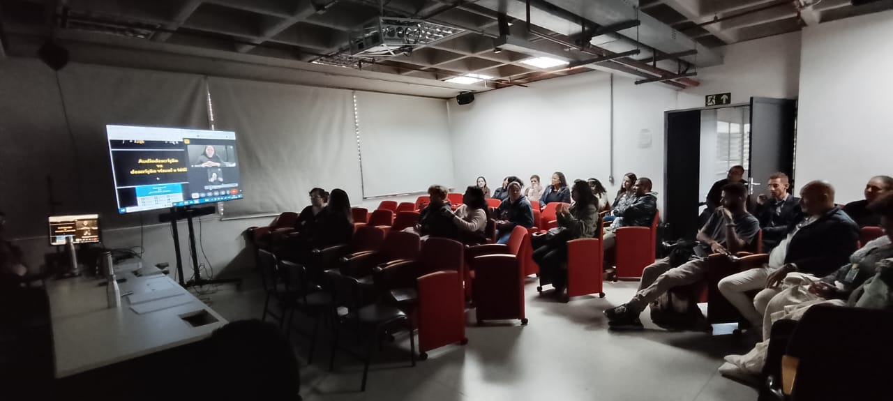 palestra_surdocego_1.jpg